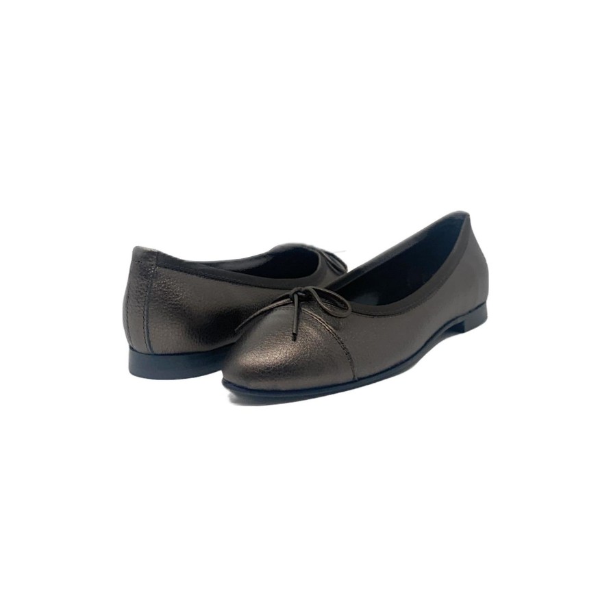 Flats Buckles Footwear | Buckles New York | Elizabeth | Leather Bronze