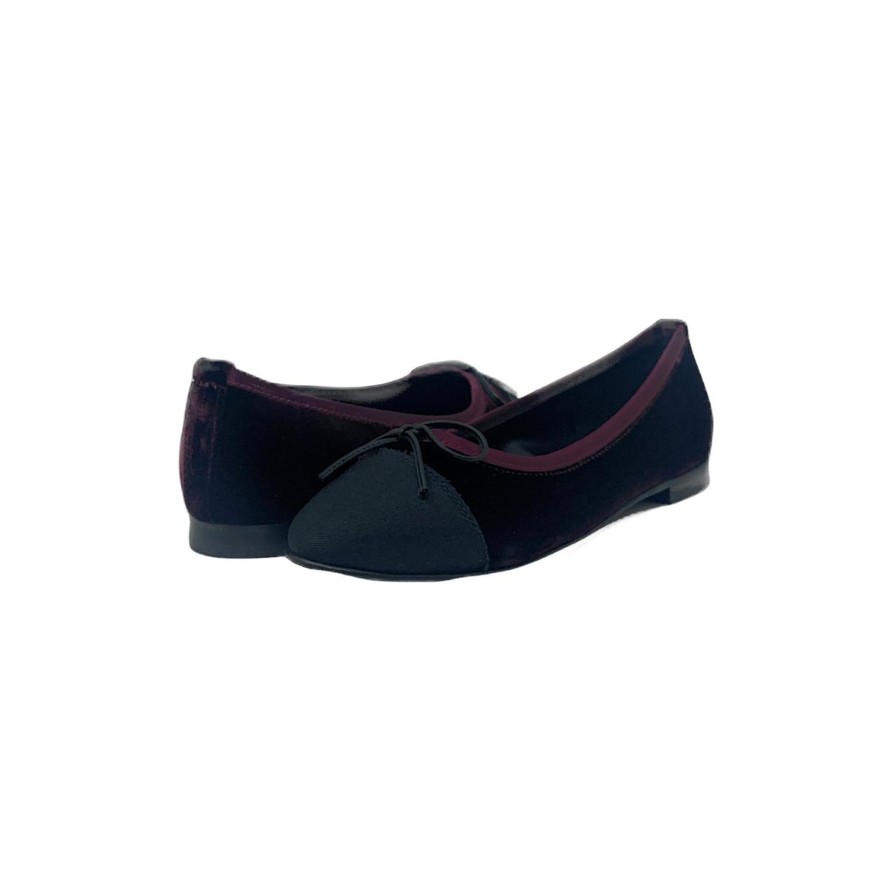 Flats Buckles Footwear | Buckles New York | Elizabeth | Velvet Wine