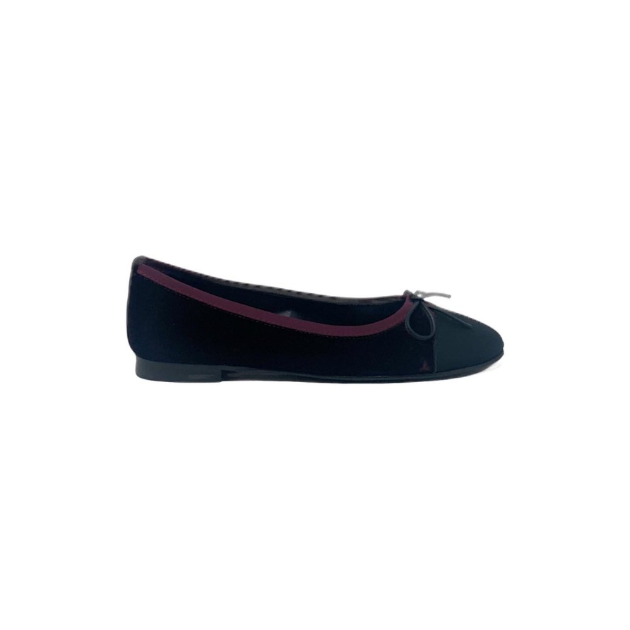 Flats Buckles Footwear | Buckles New York | Elizabeth | Velvet Wine