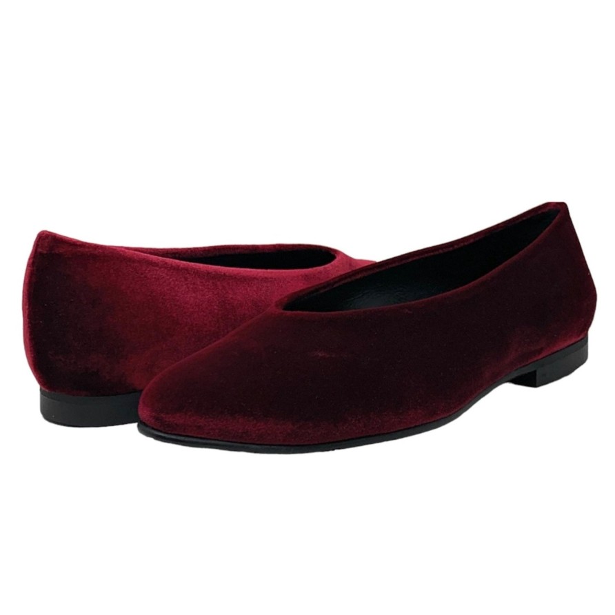 Flats Buckles Footwear | Lodi Love | Baza | Velvet Cranberry