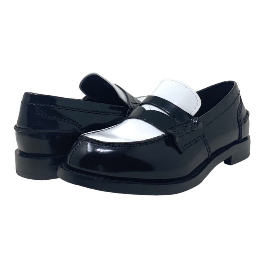 Flats Buckles Footwear | Buckles New York | College | Black Leather