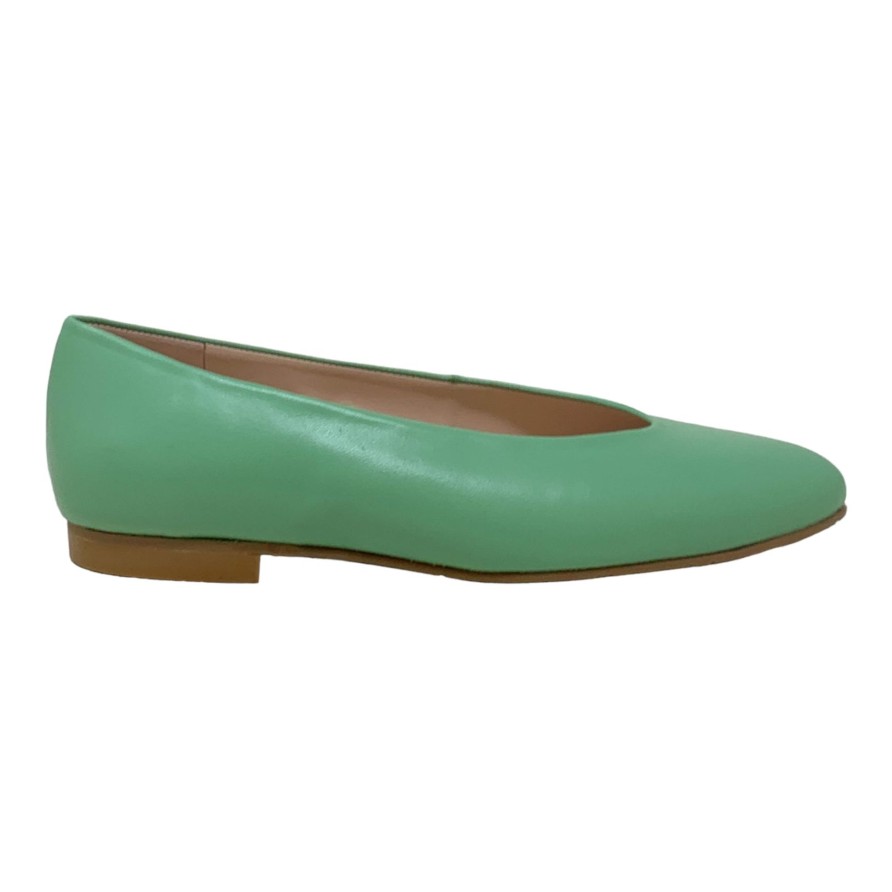 Flats Buckles Footwear | Lodi Love | Baza | Leather Pistachio