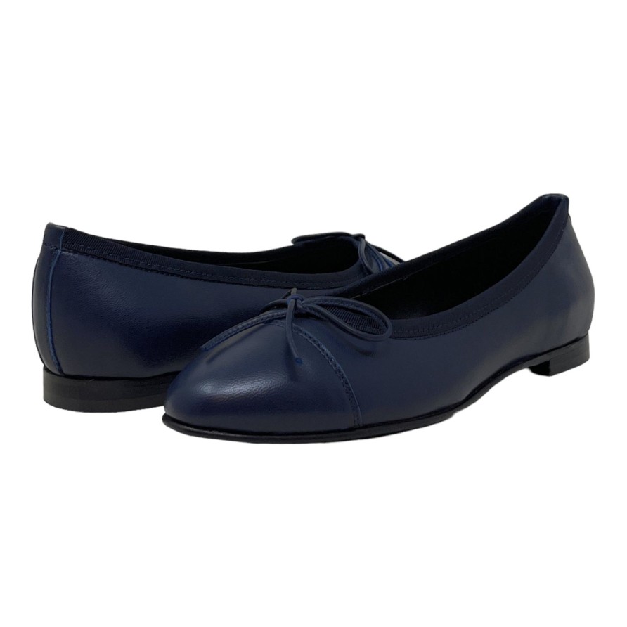 Flats Buckles Footwear | Buckles New York | Elizabeth | Leather Navy