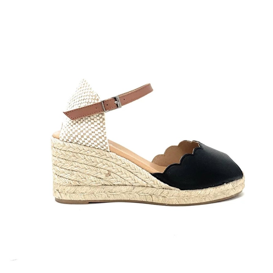 Espadrilles Buckles Footwear | Pinaz | Scaly | Leather Black