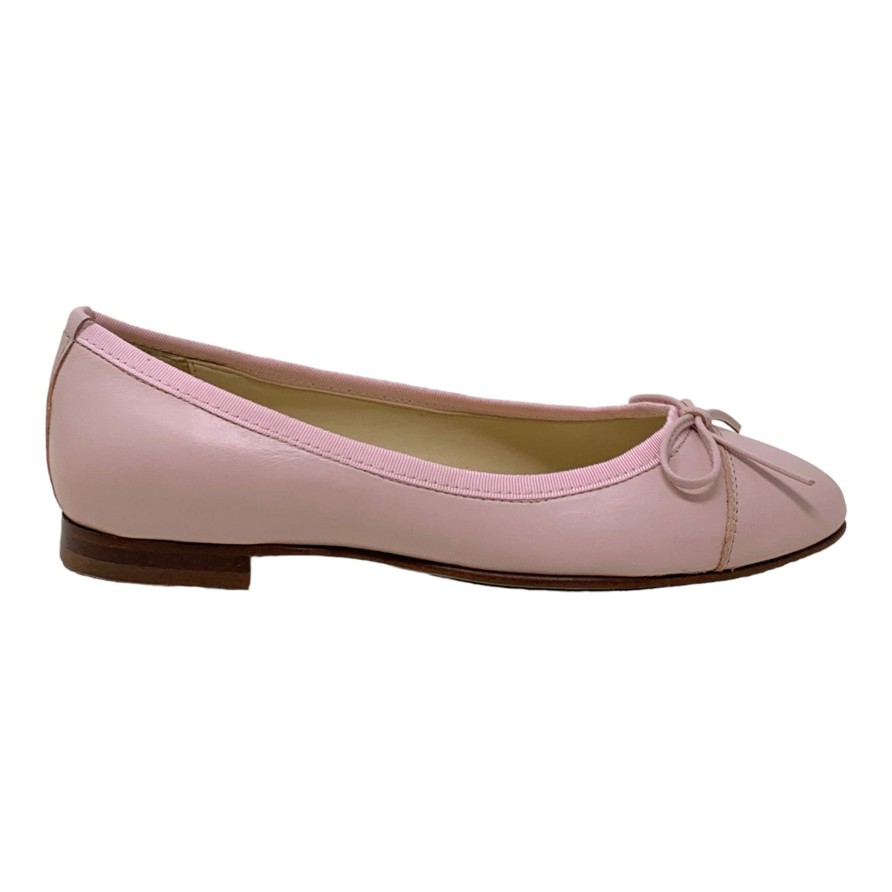 Flats Buckles Footwear | Buckles New York | Elizabeth | Leather Light Pink